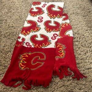 Calgary Flames Logo Scarf